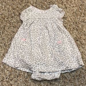 Carter’s newborn body suit